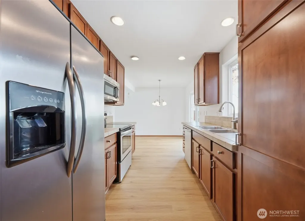 1721 Langdon Street Sumner WA 98390