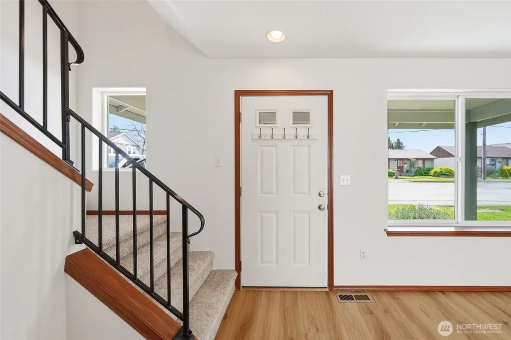 1721 Langdon Street Sumner WA 98390