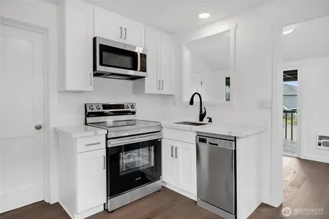 2928 Nassau Street Everett WA 98201