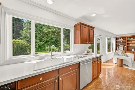 6831 117th Avenue NE Kirkland WA 98033