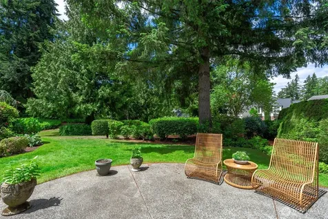 6831 117th Avenue NE Kirkland WA 98033