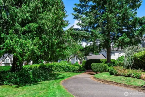 6831 117th Avenue NE Kirkland WA 98033