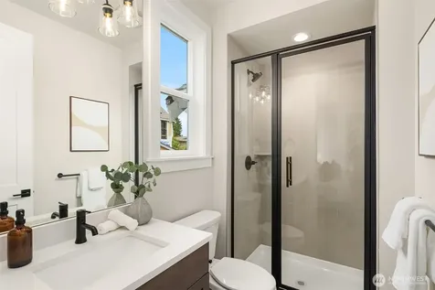 1487 158th Court SE Bellevue WA 98008