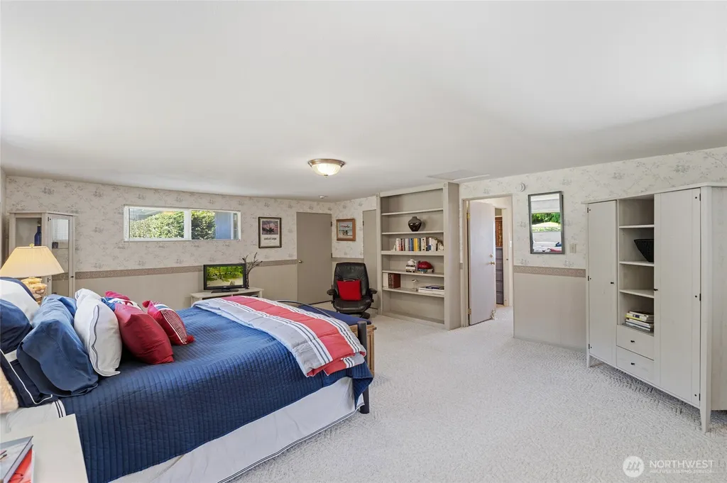 6360 NE Twin Spits Road Hansville WA 98340