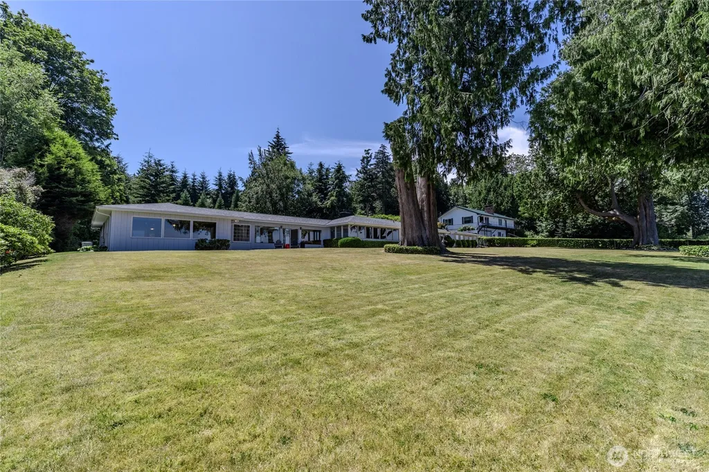 6360 NE Twin Spits Road Hansville WA 98340