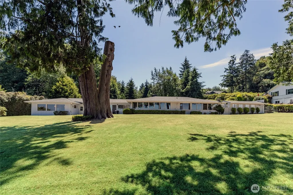 6360 NE Twin Spits Road Hansville WA 98340