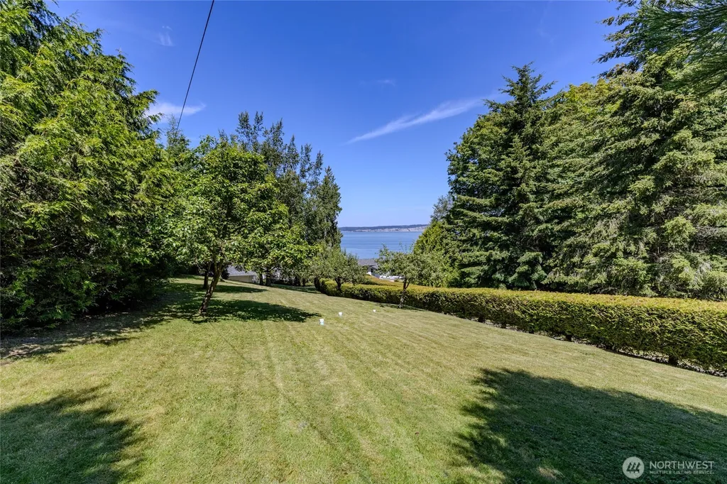 6360 NE Twin Spits Road Hansville WA 98340