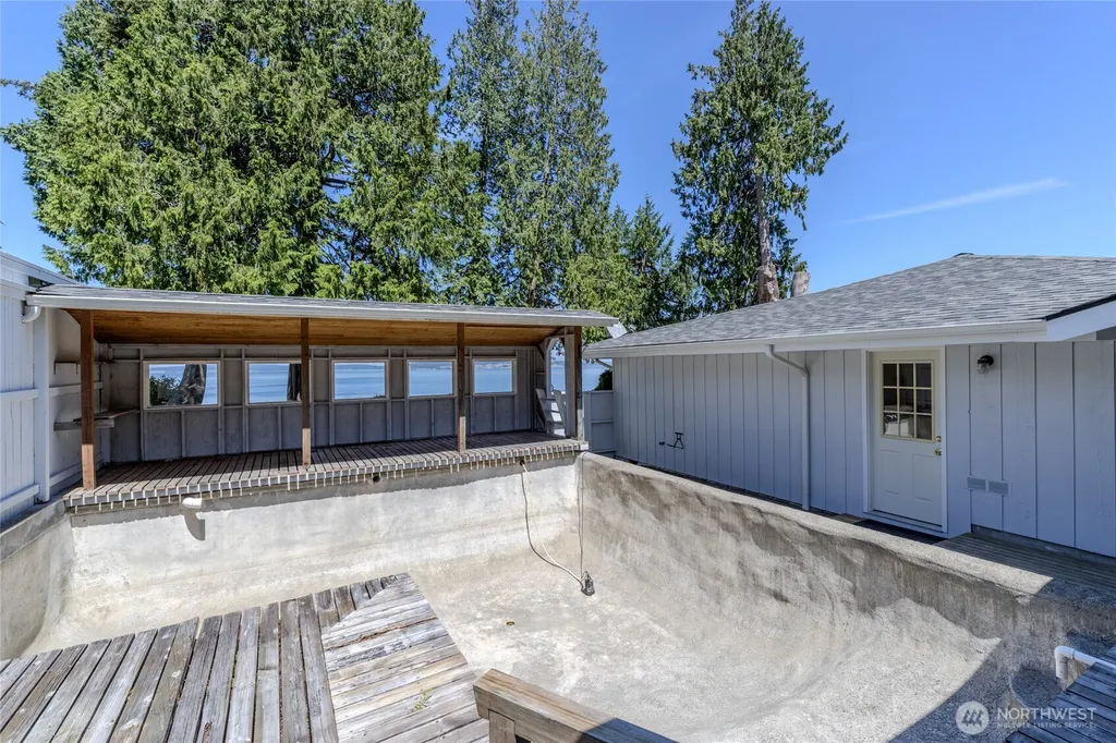 6360 NE Twin Spits Road Hansville WA 98340