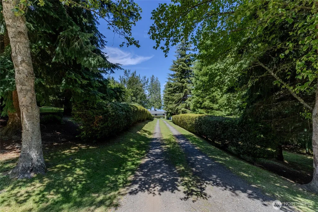 6360 NE Twin Spits Road Hansville WA 98340