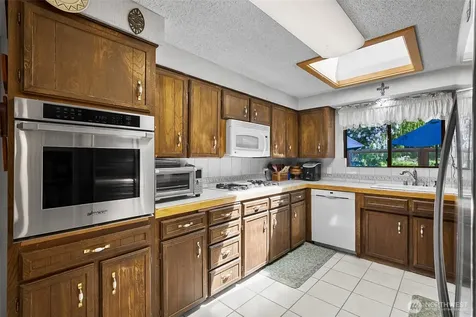 14799 Avon Allen Road Mount Vernon WA 98273