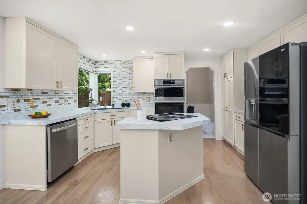4020 262nd Place SE Sammamish WA 98029