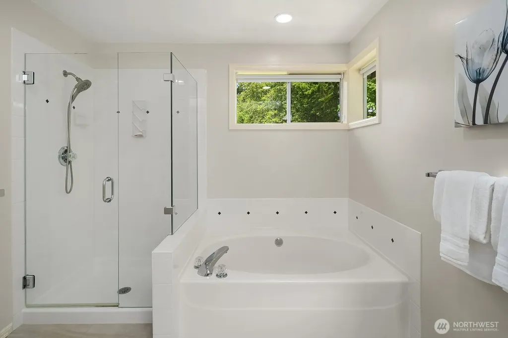 4020 262nd Place SE Sammamish WA 98029
