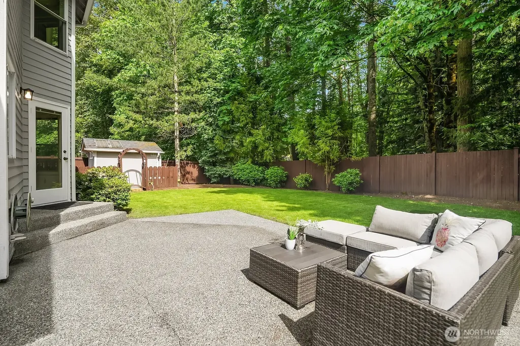4020 262nd Place SE Sammamish WA 98029