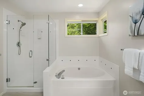 4020 262nd Place SE Sammamish WA 98029
