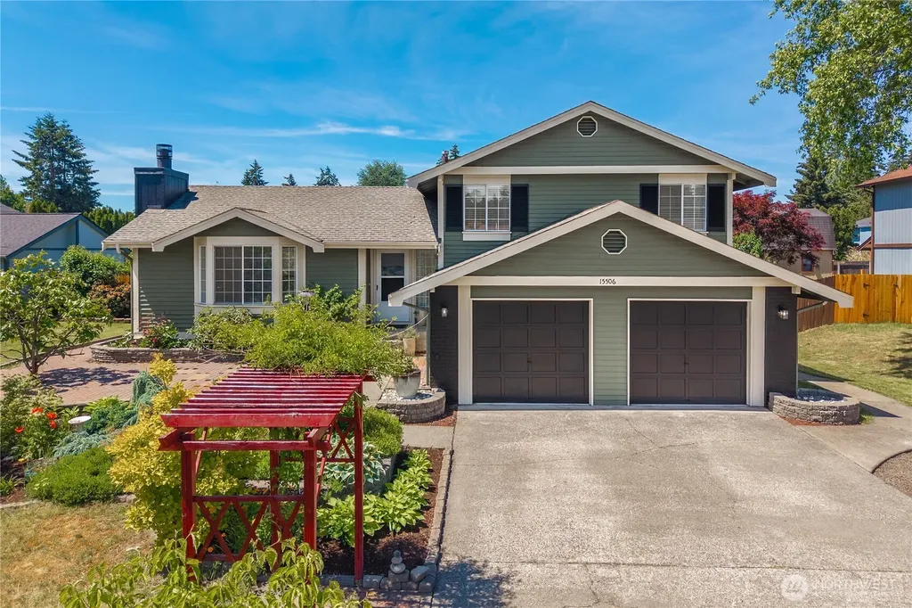15506 20th Avenue Ct E Tacoma WA 98445