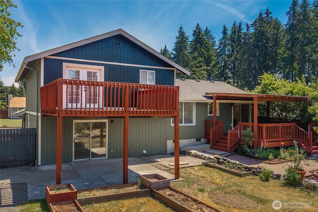 15506 20th Avenue Ct E Tacoma WA 98445