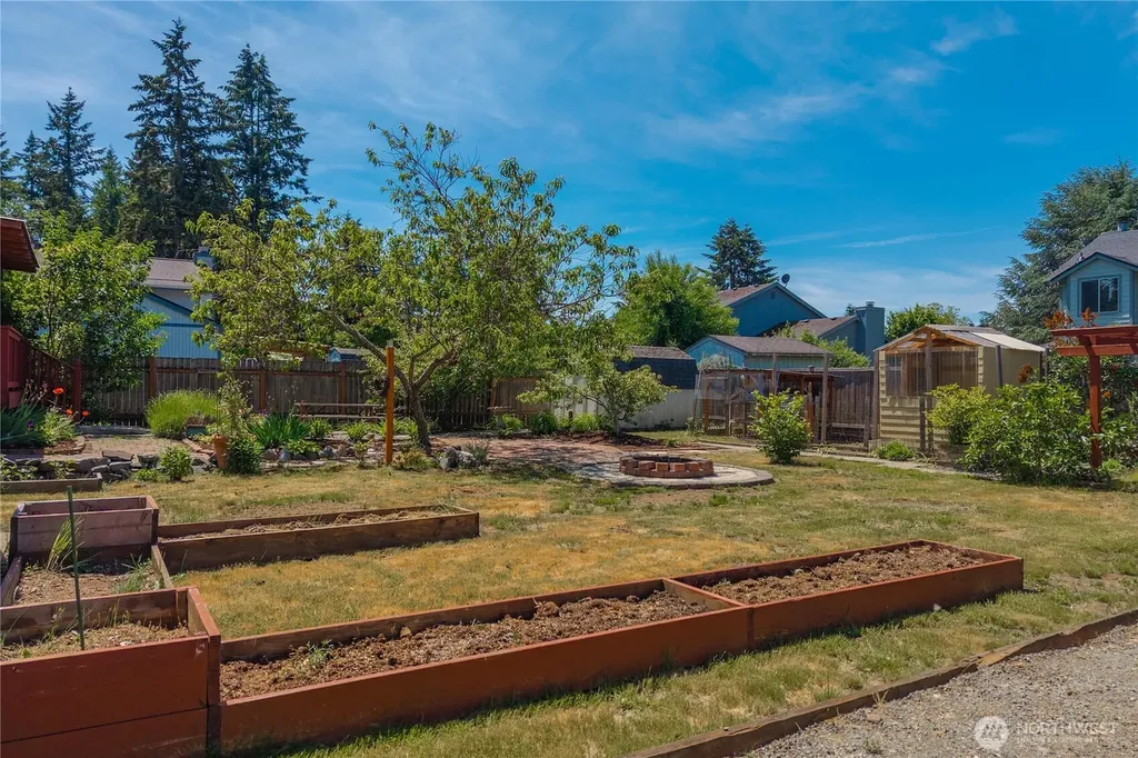 15506 20th Avenue Ct E Tacoma WA 98445