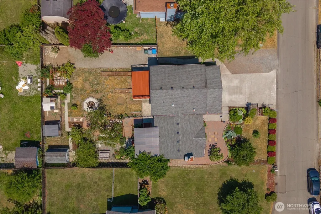 15506 20th Avenue Ct E Tacoma WA 98445