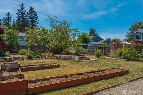 15506 20th Avenue Ct E Tacoma WA 98445