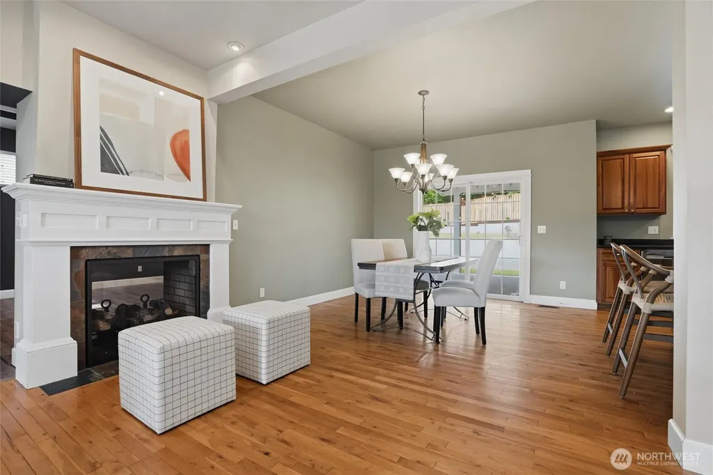 2223 Long Lake Road SE Port Orchard WA 98366