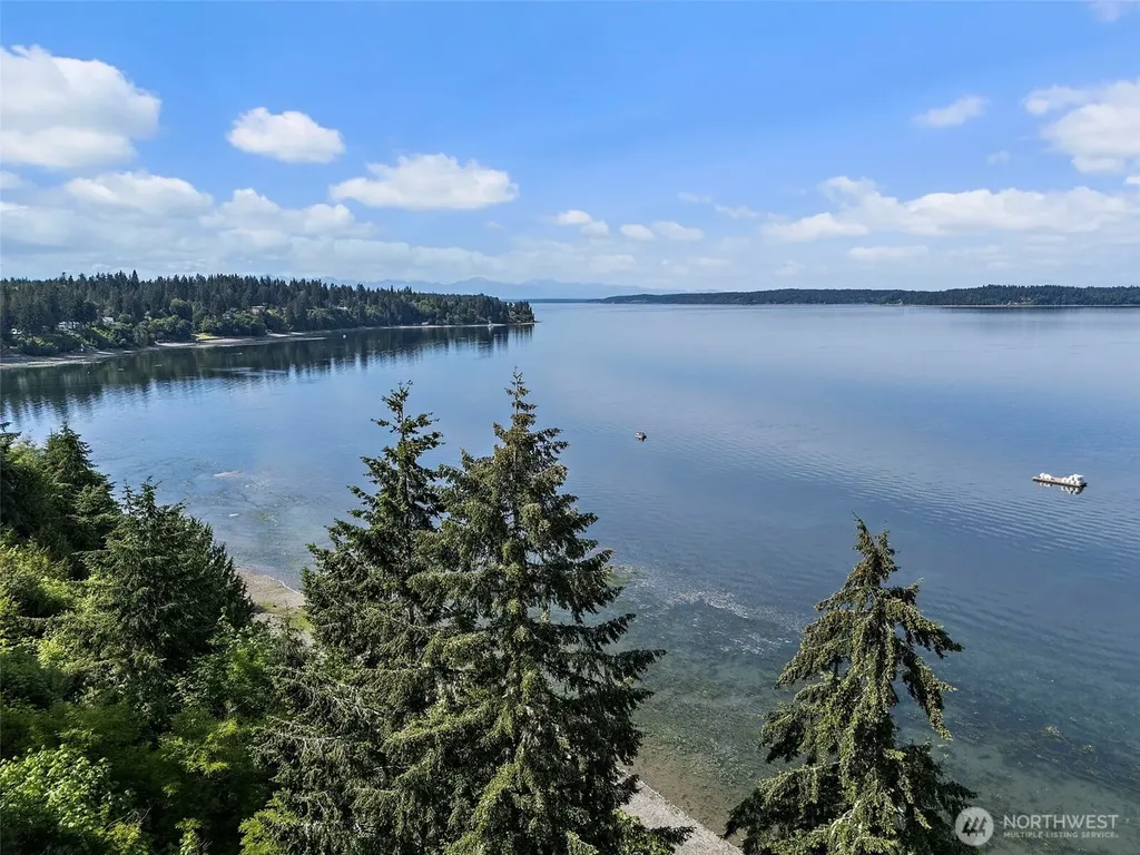 7544 Sandy Point Beach Road NE Olympia WA 98516