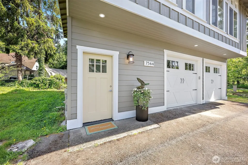 7544 Sandy Point Beach Road NE Olympia WA 98516