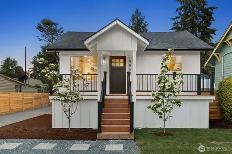9553 Evanston Avenue N Seattle WA 98103