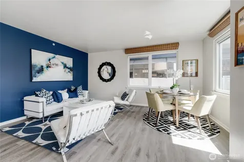 76 Cedar Street Seattle WA 98121