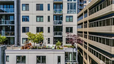 76 Cedar Street Seattle WA 98121