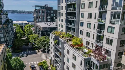 76 Cedar Street Seattle WA 98121