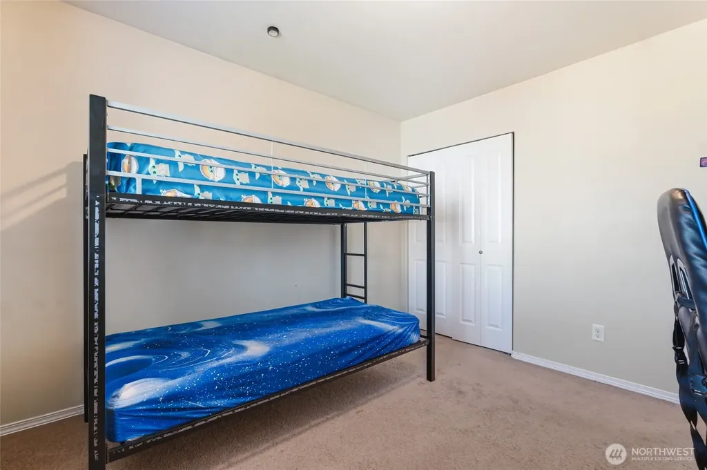 1335 E 51st Street Tacoma WA 98404
