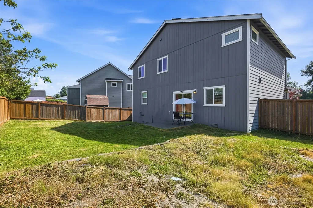 1335 E 51st Street Tacoma WA 98404