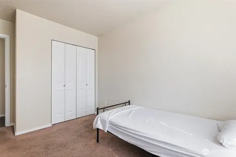 1335 E 51st Street Tacoma WA 98404
