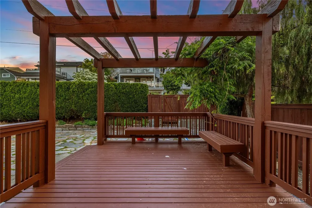 142 7th Avenue Kirkland WA 98033