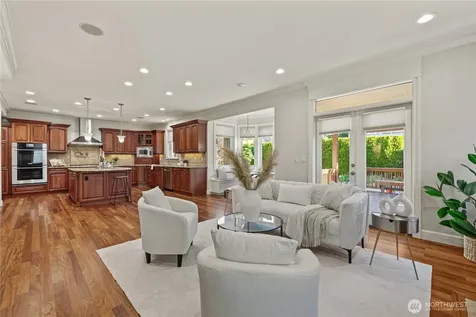 142 7th Avenue Kirkland WA 98033