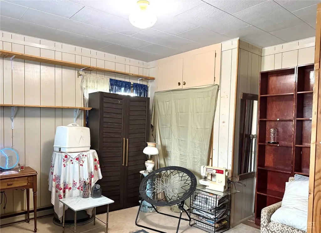 8 S 4th Street Harrington WA 99134