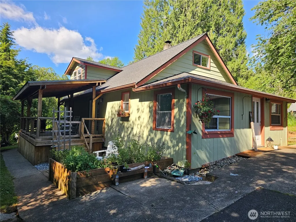 321 E Beck Street Mccleary WA 98557