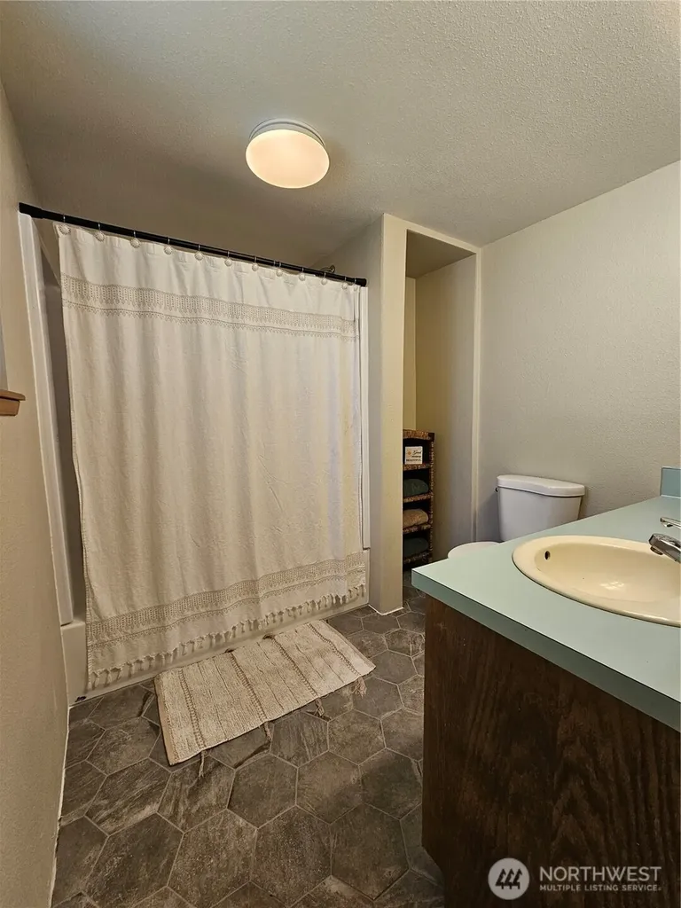 321 E Beck Street Mccleary WA 98557