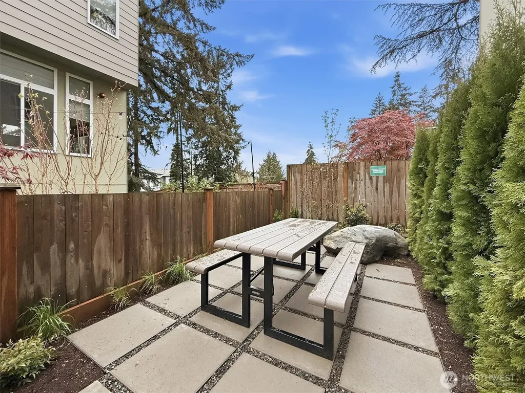 14610 Corliss Avenue N Shoreline WA 98133