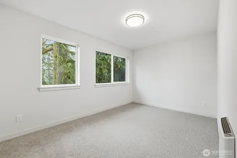 14610 Corliss Avenue N Shoreline WA 98133