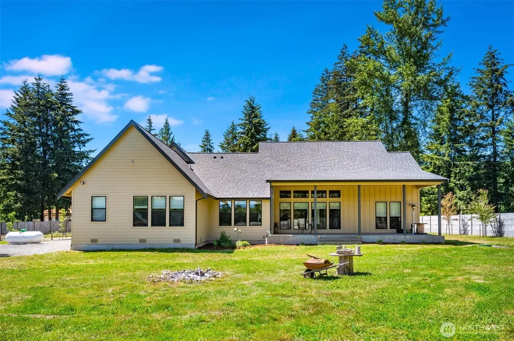 10124 274th Street Graham WA 98338