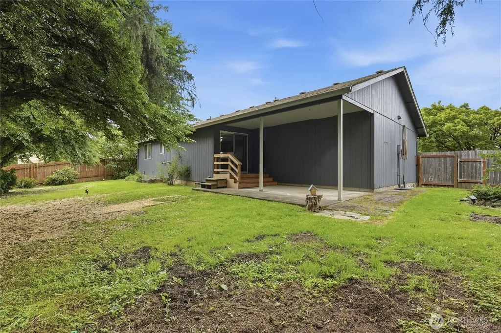 1908 Hawthorne Court Woodland WA 98674