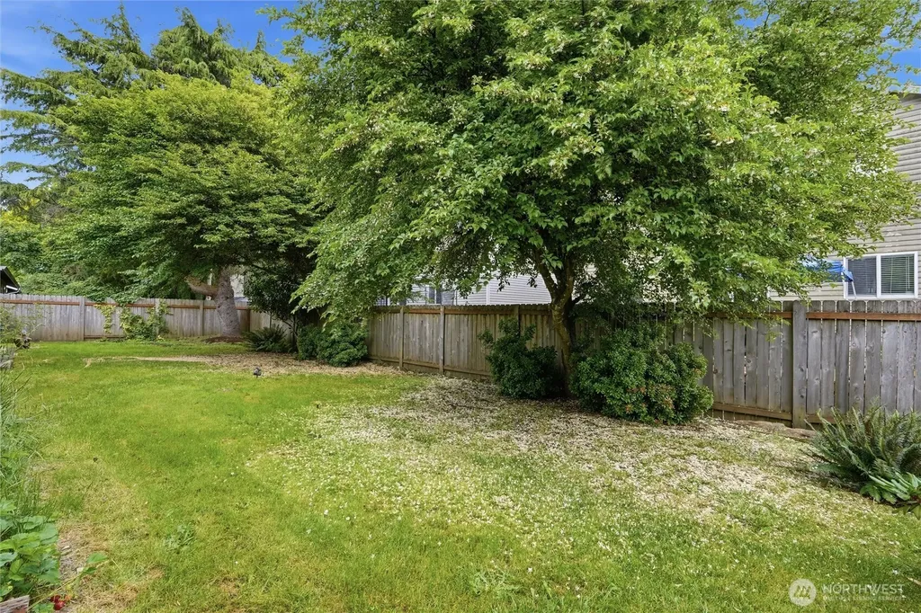 1908 Hawthorne Court Woodland WA 98674
