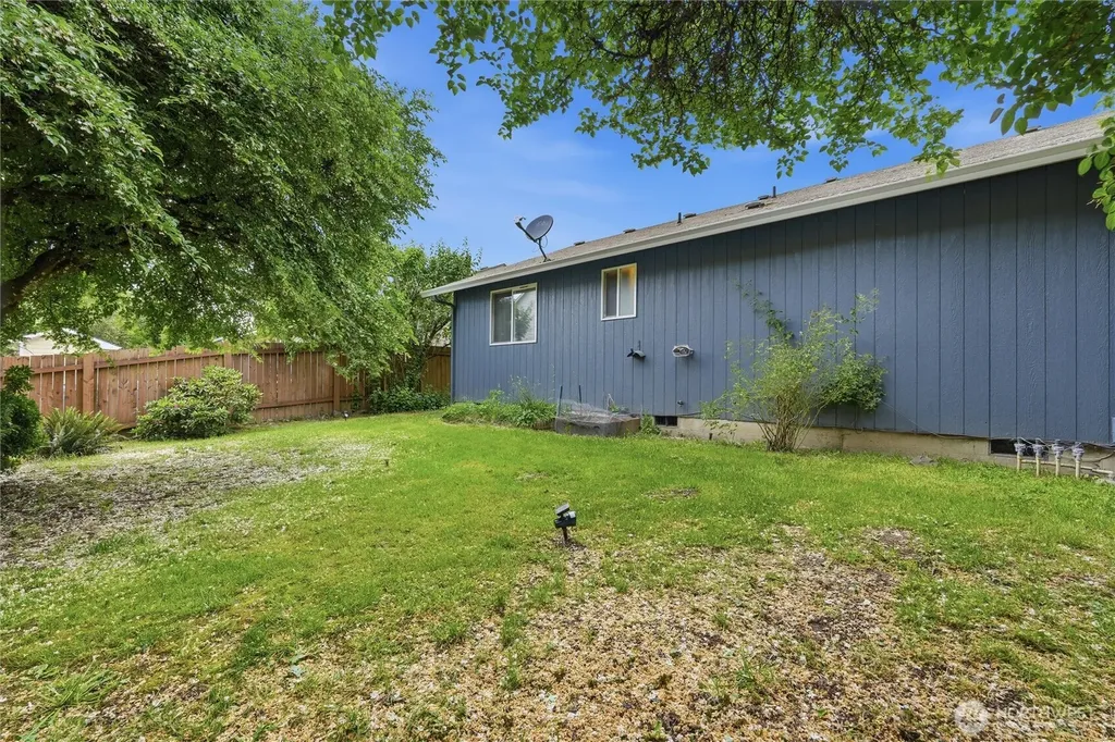 1908 Hawthorne Court Woodland WA 98674
