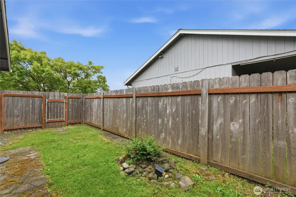 1908 Hawthorne Court Woodland WA 98674