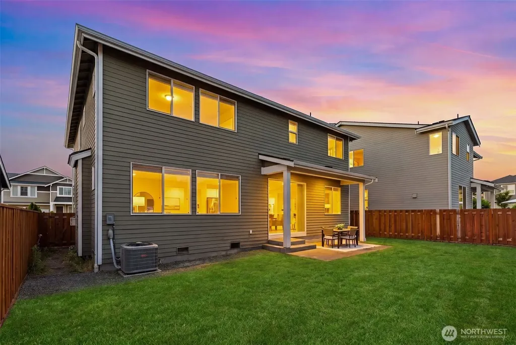 27343 14th Court S Des Moines WA 98198