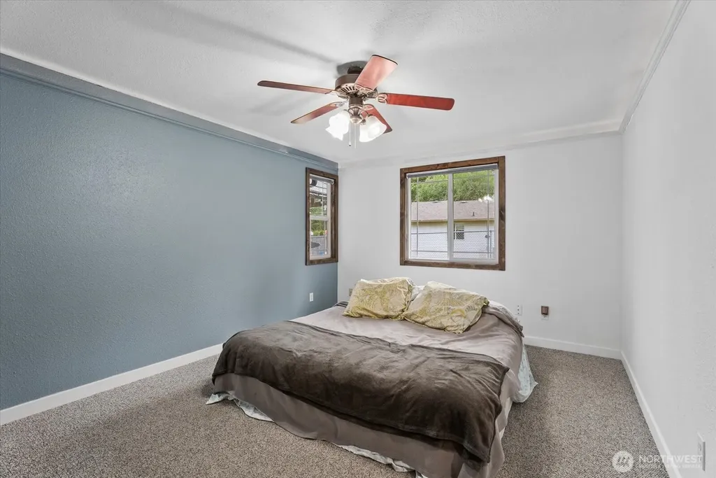 13107 108th Avenue Ct E Puyallup WA 98374