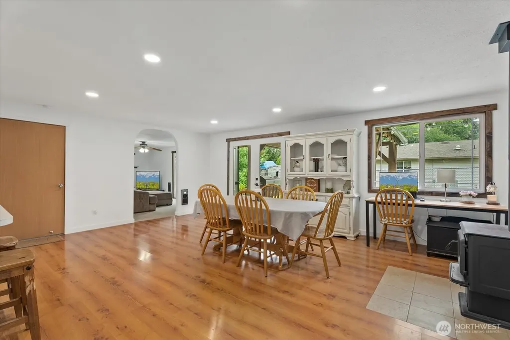13107 108th Avenue Ct E Puyallup WA 98374