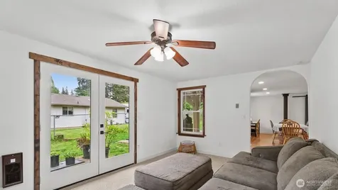 13107 108th Avenue Ct E Puyallup WA 98374