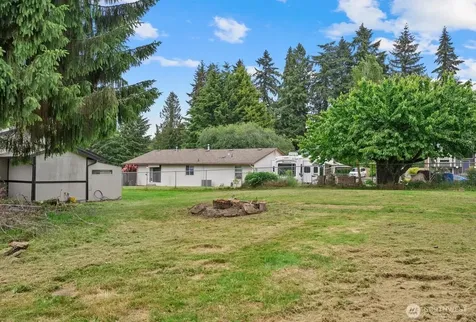13107 108th Avenue Ct E Puyallup WA 98374